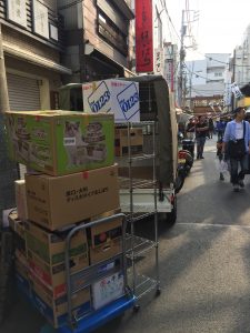 赤帽車積み込み画像