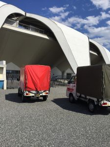 東京赤帽が駒沢公園に配送