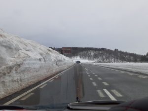 積雪の中の配送